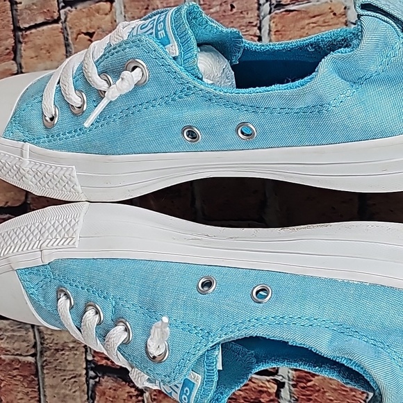 CONVERSE ALL-STAR CHUCK TAYLOR SCINCH BACK WOMANS SIZE 7.5 GUC - Picture 9 of 13